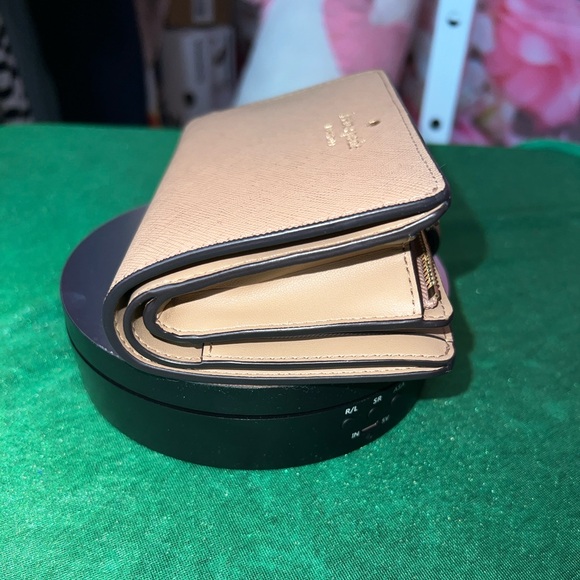 Kate Spade NY Madison Medium Compact Bifold Wallet Conch Pink - Picture 2 of 6